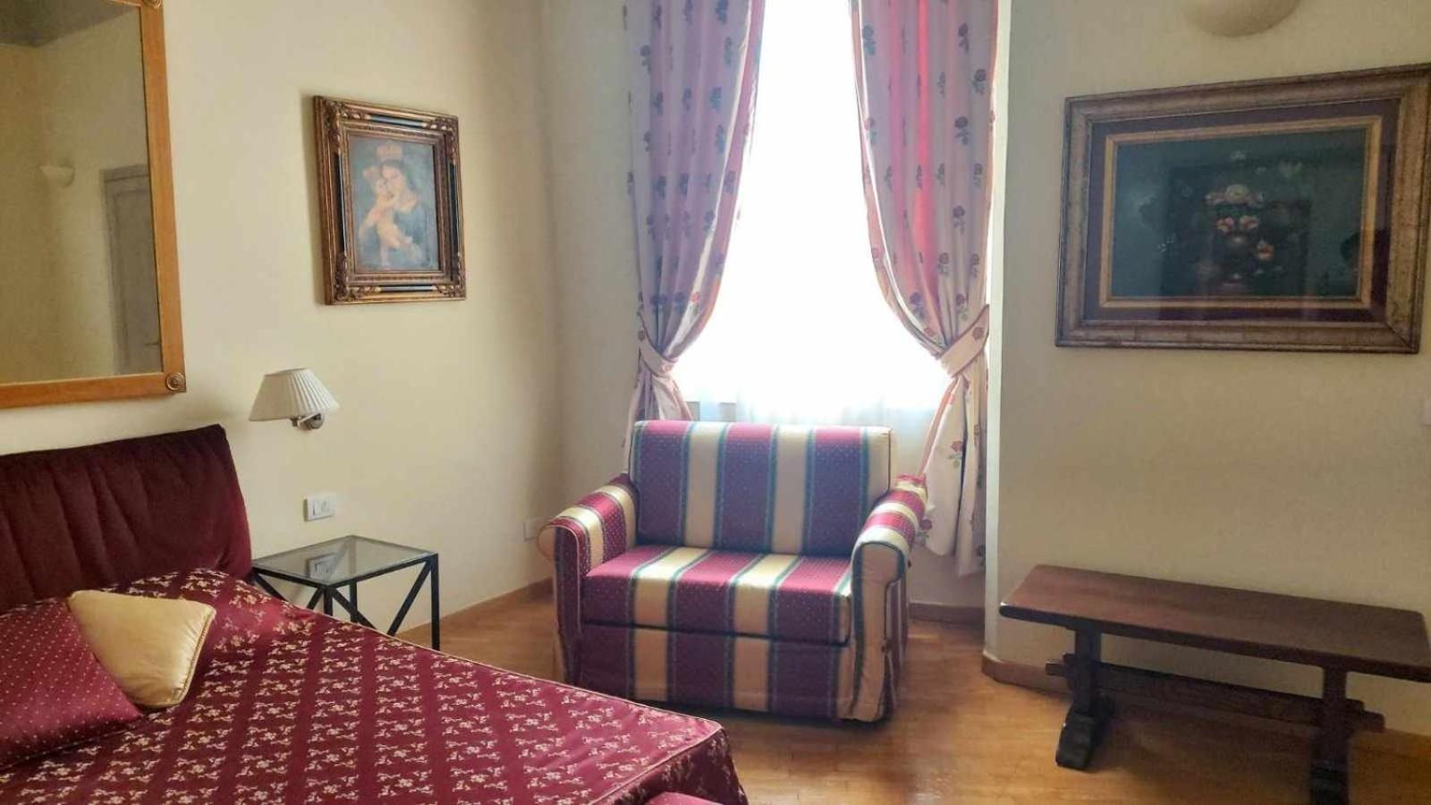 Tornabuoni La Petite Suite Florenz Zimmer foto